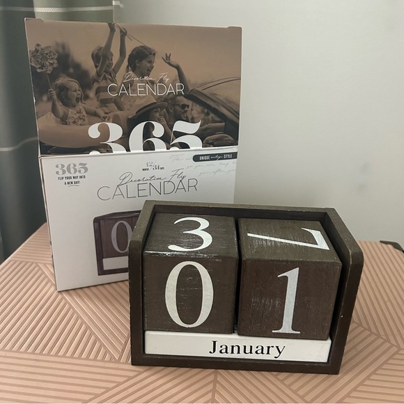 365 Wooden Perpetual Calendar Brown Decoration Flip Farmhouse Neutral Decor Cute - Picture 9 of 9